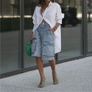 Zara Denim Cargo Shorts with Utilitarian Design